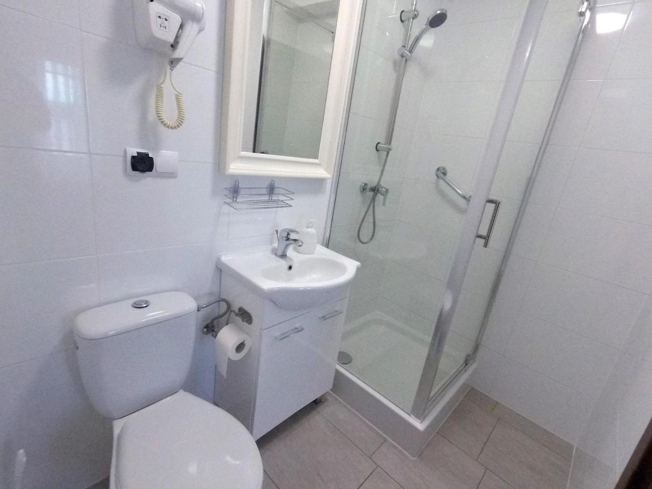 Hotel Colnus Kolno  Zewnętrze zdjęcie